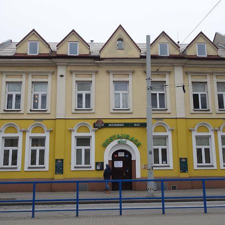 Restaurace Alvi Hotel Ostrava Luaran gambar