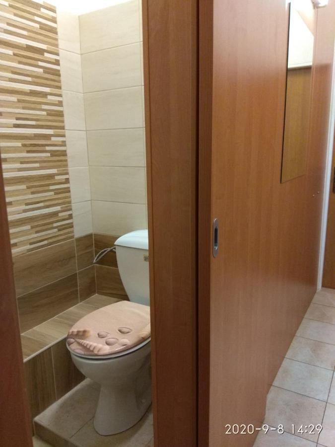 Restaurace Alvi Hotel Ostrava Luaran gambar