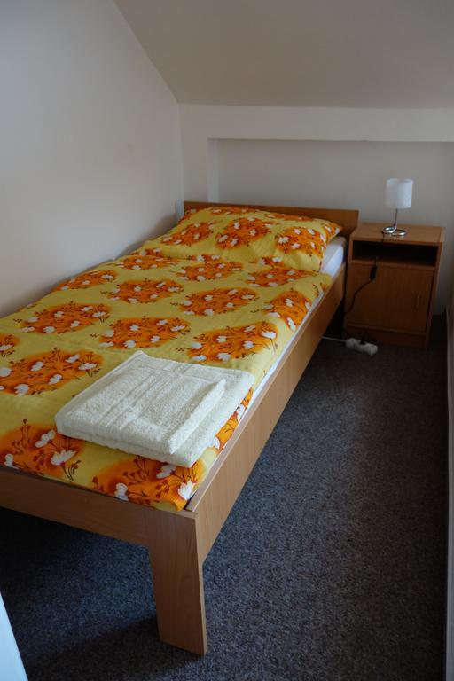 Restaurace Alvi Hotel Ostrava Luaran gambar